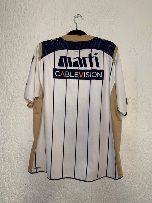 Pumas UNAM 2010 Home Shirt XL